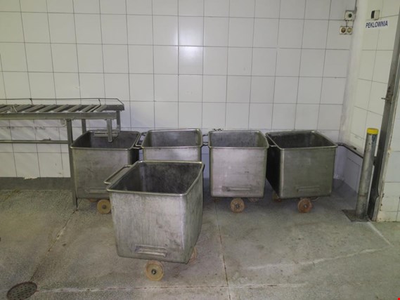 Used Trolleys for stuffing, 9 pcs for Sale (Auction Premium) | NetBid Industrial Auctions